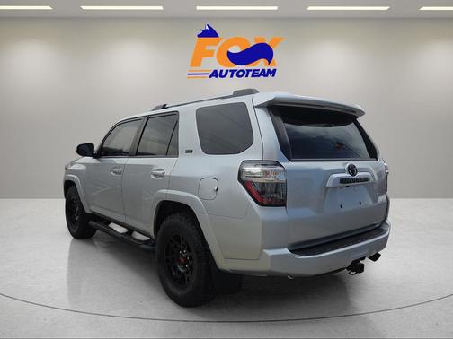 Classic Silver Metallic 2024 Toyota 4Runner SR5 Premium