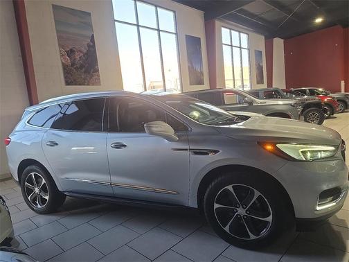 2021 Buick Enclave Essence