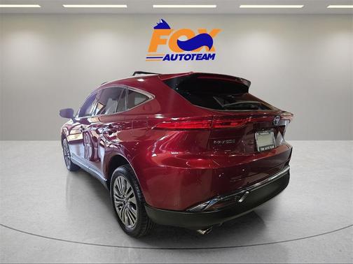 2022 Toyota Venza XLE