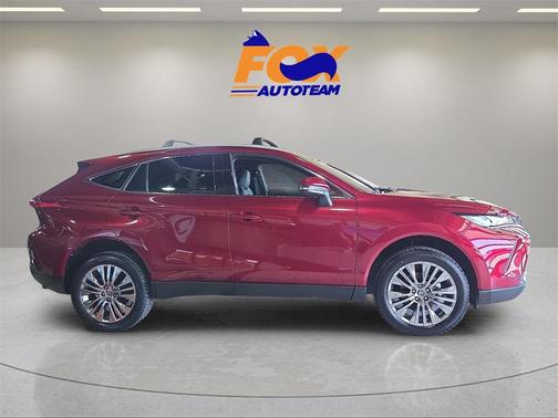 2022 Toyota Venza XLE