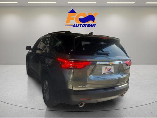 Silver Sage Metallic 2023 Chevrolet Traverse LT Cloth