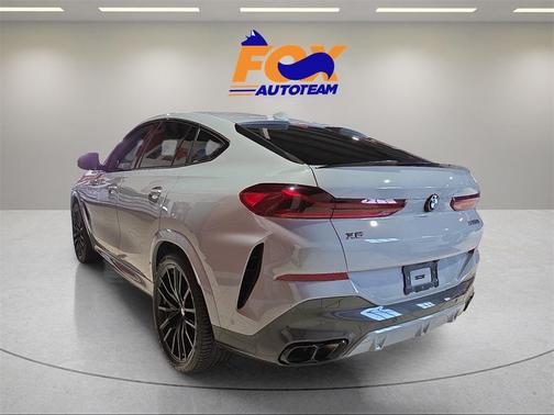 2024 BMW X6 M60i