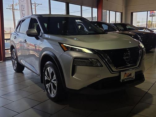 Brilliant Silver Metallic 2022 Nissan Rogue SV