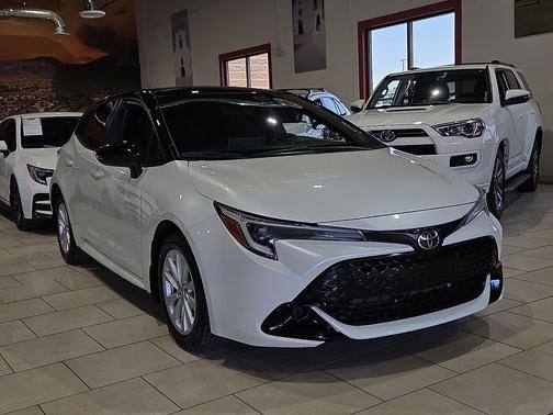 Midnight Black Metallic 2025 Toyota Corolla Hatchback SE