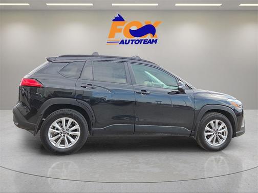 2025 Toyota Corolla Cross LE