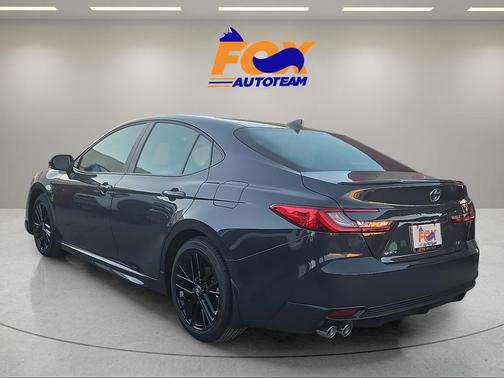 UNDERGROUND 2026 Toyota Camry SE