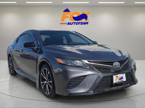 Predawn Gray Mica 2018 Toyota Camry SE