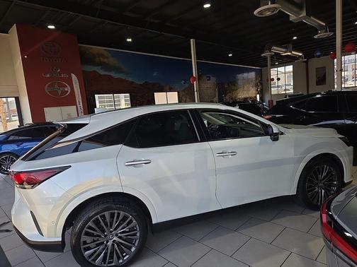 White Pearl 2024 Lexus RX 350 Luxury