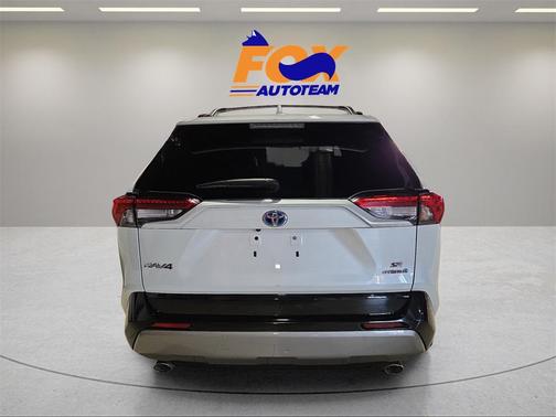 2024 Toyota RAV4 Hybrid SE