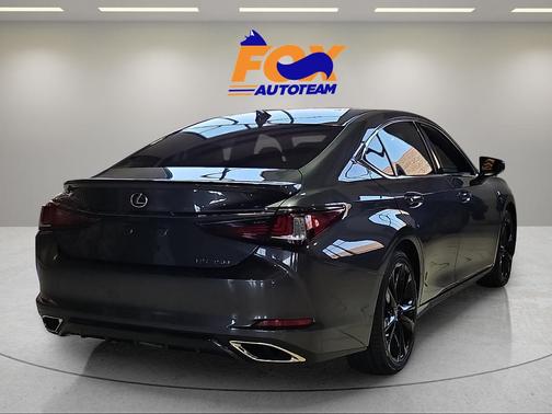 2024 Lexus ES 350 F SPORT Handling