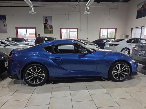 2024 Toyota Supra 2.0