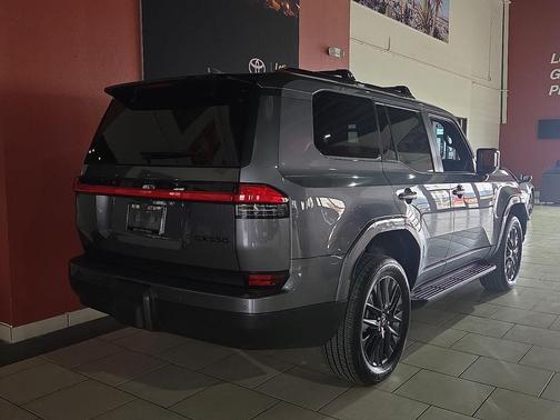 Gray Pearl 2025 Lexus GX 550 550