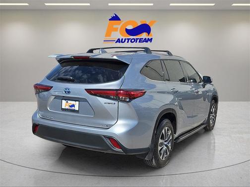 2020 Toyota Highlander Hybrid XLE