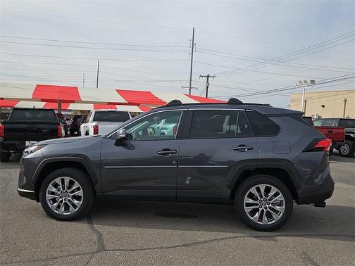 2025 Toyota RAV4 XLE Premium