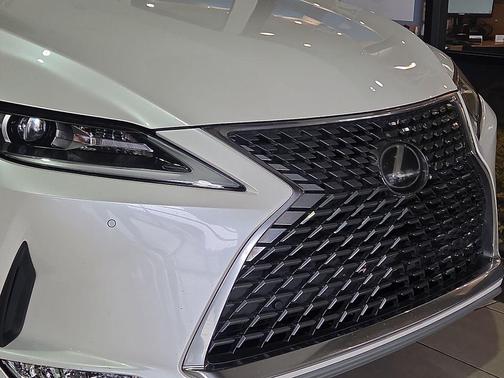White Pearl 2022 Lexus RX 350 Base