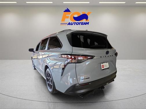 2025 Toyota Sienna XSE