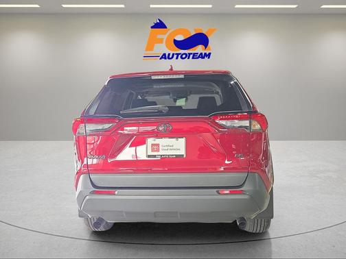 Pearl 2025 Toyota RAV4 LE