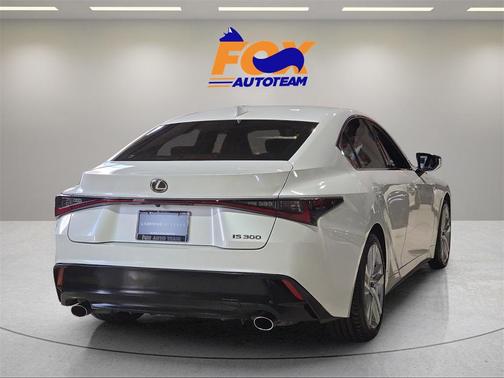2022 Lexus IS 300 Base