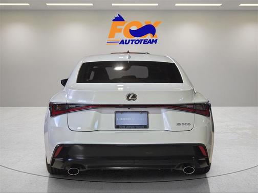 2022 Lexus IS 300 Base