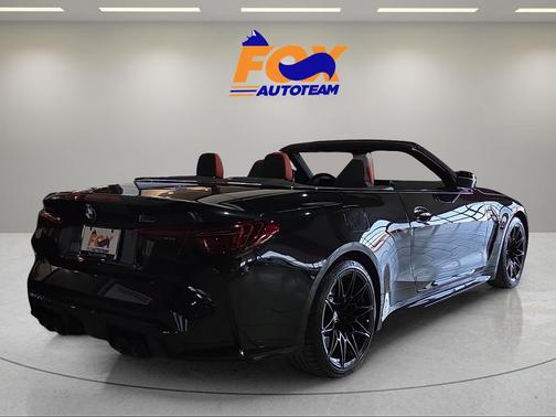 Black Sapphire Metallic 2026 BMW M4 Competition xDrive