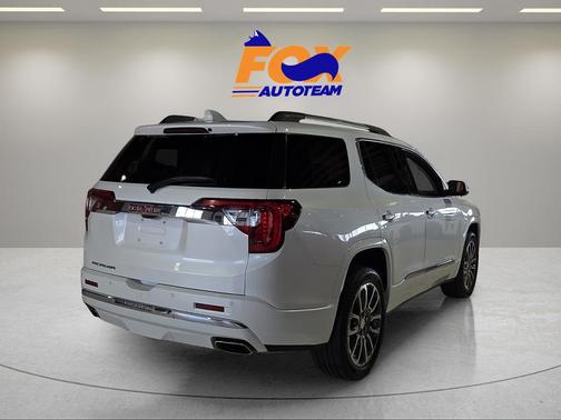 White Frost Tri-Coat 2021 GMC Acadia Denali