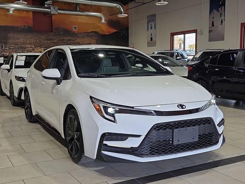 Ice 2025 Toyota Corolla SE