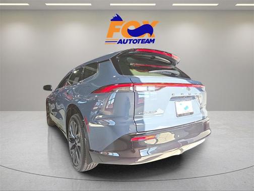 2025 Toyota Crown Signia LIMITED