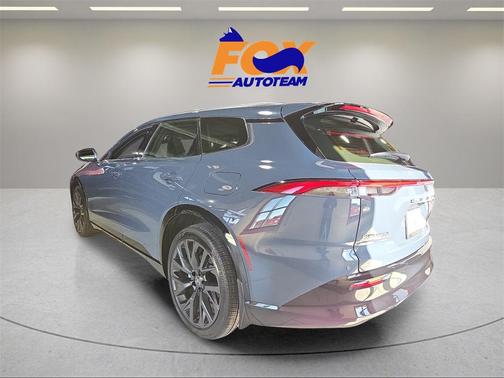 2025 Toyota Crown Signia LIMITED