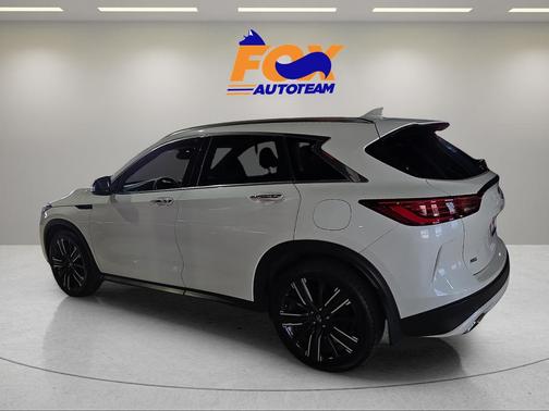 Majestic White 2022 INFINITI QX50 Luxe