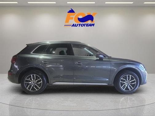 2023 Audi Q5 45 S line quattro Premium