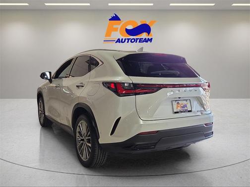 2022 Lexus NX 350h Luxury