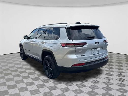 2021 Jeep Grand Cherokee L Laredo