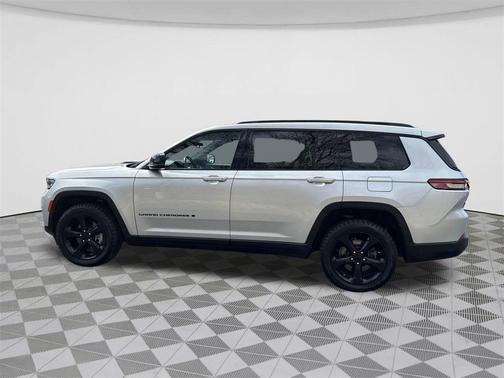 2021 Jeep Grand Cherokee L Laredo