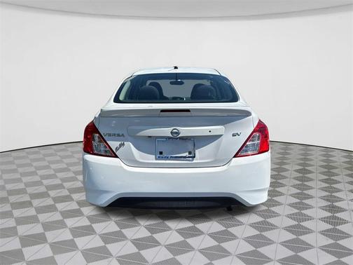 2019 Nissan Versa 1.6 SV
