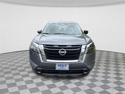 2024 Nissan Pathfinder S