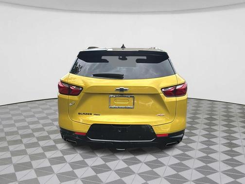 Nitro Yellow Metallic 2022 Chevrolet Blazer RS