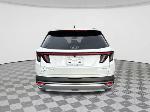 Creamy White Pearl 2026 Hyundai TUCSON Hybrid SEL Convenience