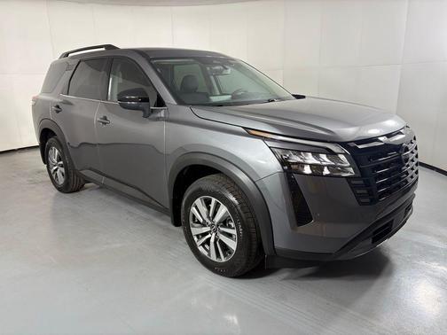 Gun Metallic 2026 Nissan Pathfinder SL