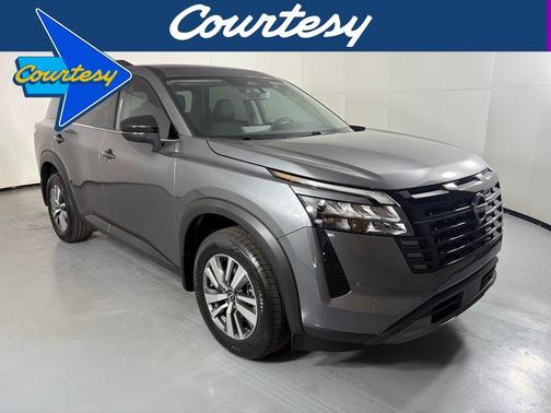 Gun Metallic 2026 Nissan Pathfinder SL