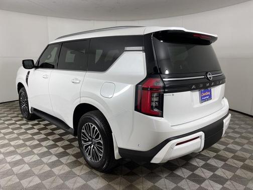 2025 Nissan Armada SL 2WD