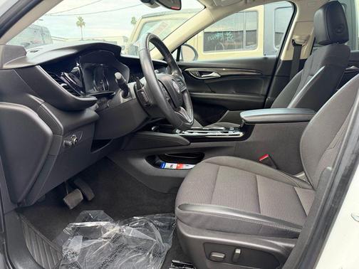 2023 Buick Envision Preferred FWD