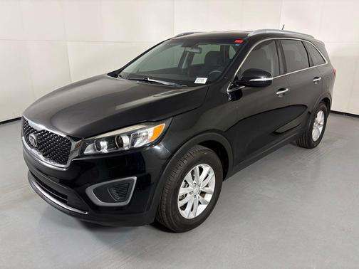 Ebony Black 2017 Kia Sorento LX