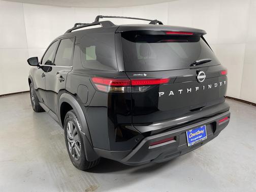 2025 Nissan Pathfinder SV FWD