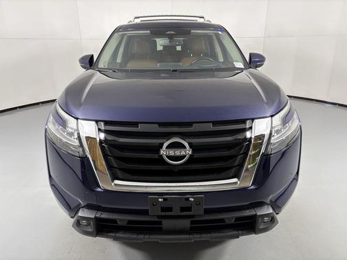 2022 Nissan Pathfinder Platinum 4WD
