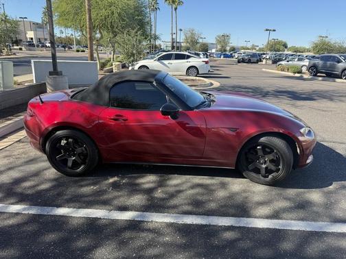 2019 Mazda MX-5 Miata Sport