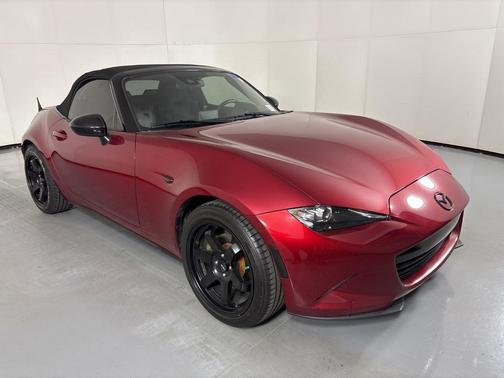 2019 Mazda MX-5 Miata Sport
