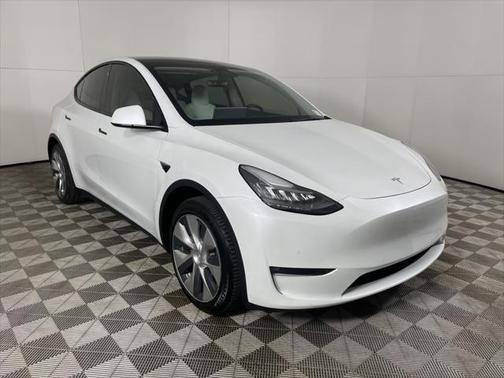 2021 Tesla Model Y Standard Range Rear-Wheel Drive