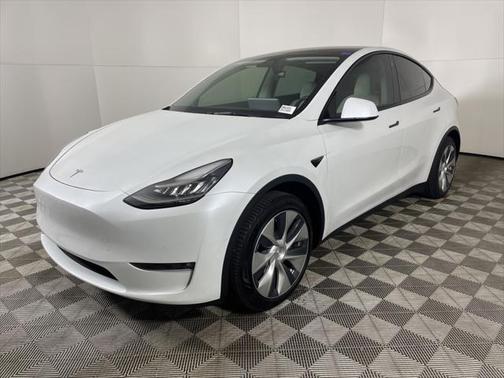 2021 Tesla Model Y Standard Range Rear-Wheel Drive