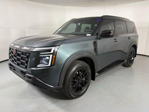 Alpine Metallic/Super Black 2026 Nissan Armada PRO-4X