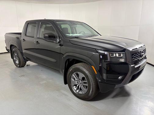 Super Black 2026 Nissan Frontier SV